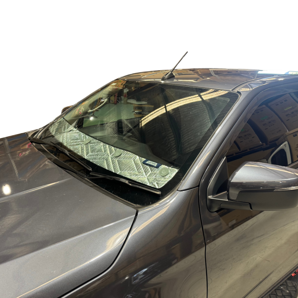 Isuzu D-Max (RG) Dash Sunshade (MY: 2020 - Current)
