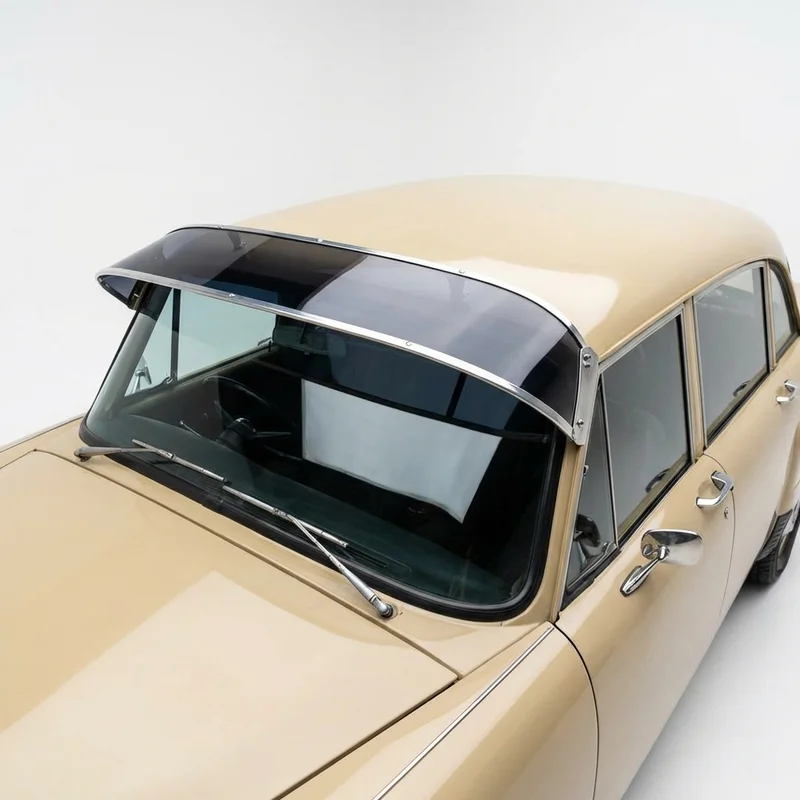 Tinted Acrylic Windscreen Sunvisor for Checker Deluxe (1970 - 1970)