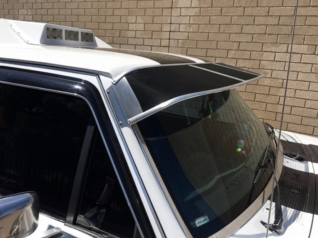 Toyota Hilux LN106 sunvisor