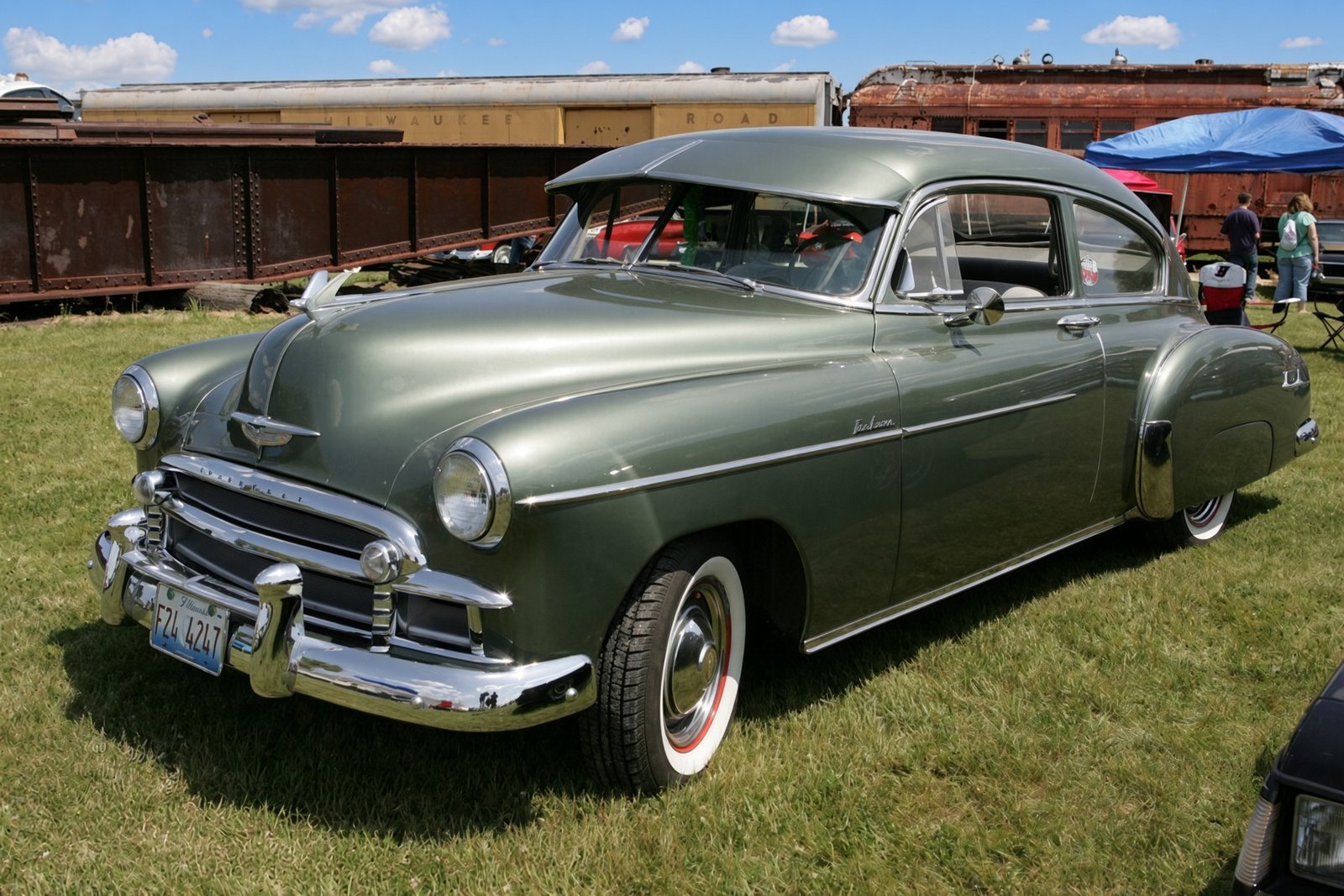 1949-52 Chevrolet Pontiac Solid Windscreen Sun visors