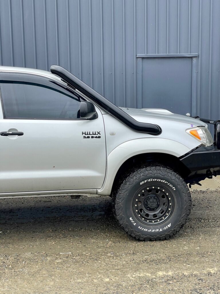 Toyota Hilux N70 Mid Entry Snorkel